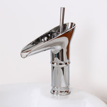Load image into Gallery viewer, ELITE Chrome Finish New Design Single Lever Faucet 8807C